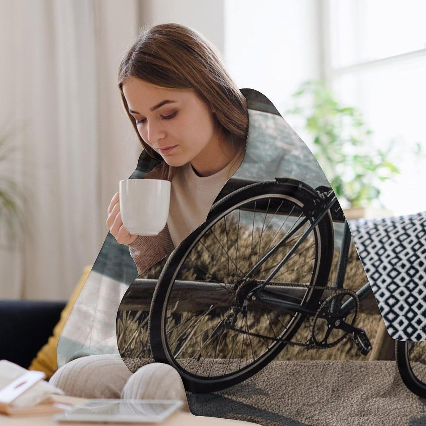 Bicycle Leaning on Fence Throw Blanket for Couch Super Soft Warm Lightweight Throw Blankets Cozy Flannel Bed Blanket Cute Decorative Blankets for All Seasons Home Decor Gift 40"*50" （100 * 130cm）
