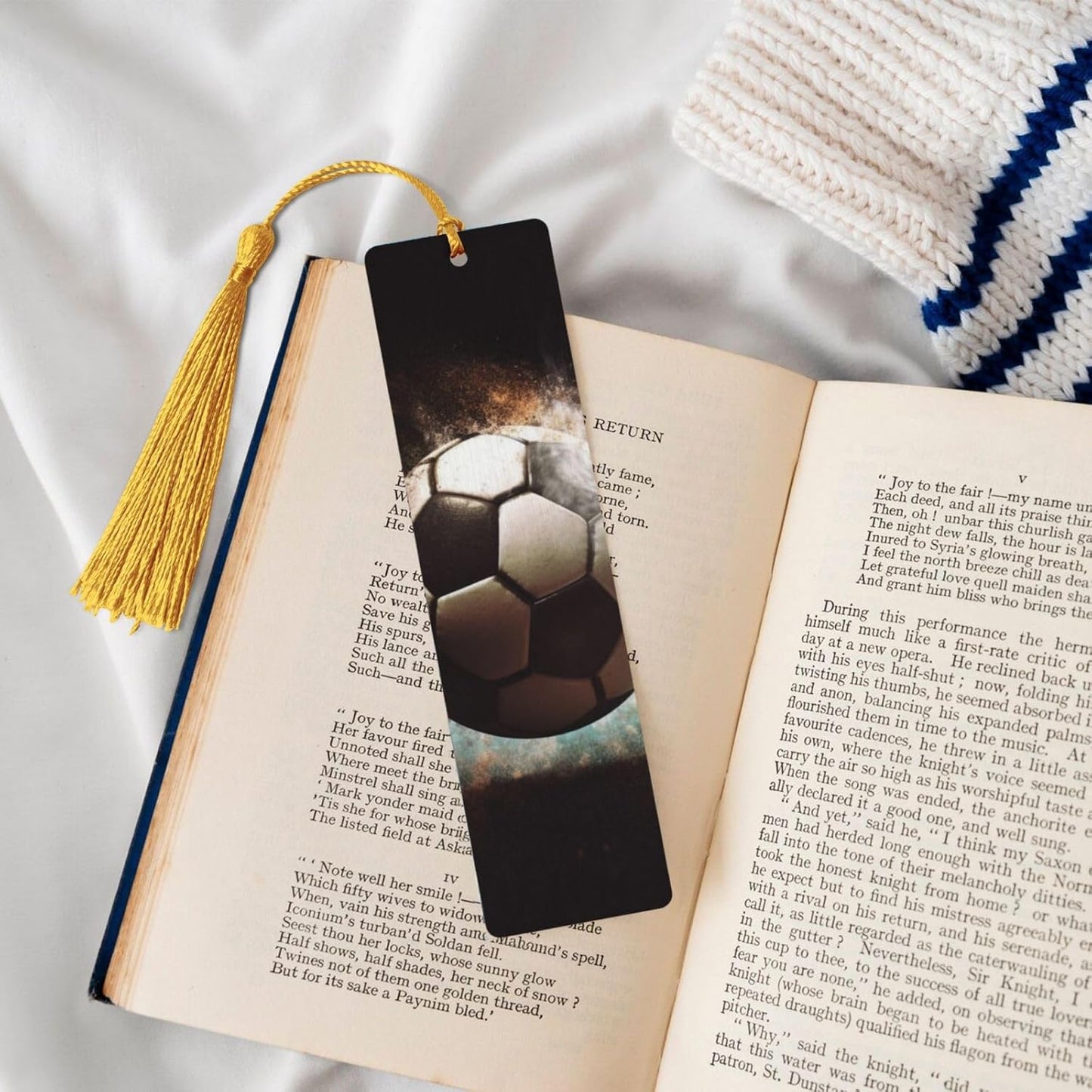 Sport Soccer Bookmarks with Tassels, Wood Bookmark for Women Men Handmade Book Mark for Book Lovers, Reading Page Markers Wood Tags Ornaments Birthday Teachers Gift