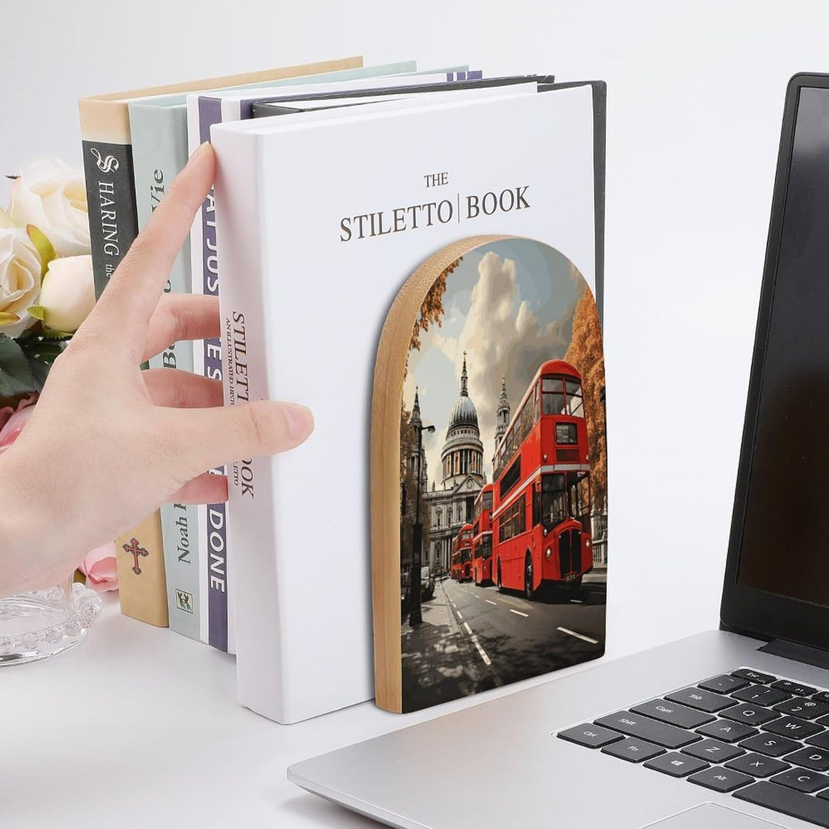 Red Bus Wooden Bookend Non-Slip Book Ends Heavy Duty Book Stopper with Metal Base Books Holderd Decorative Bookends Stands Firmly for Office Supplies