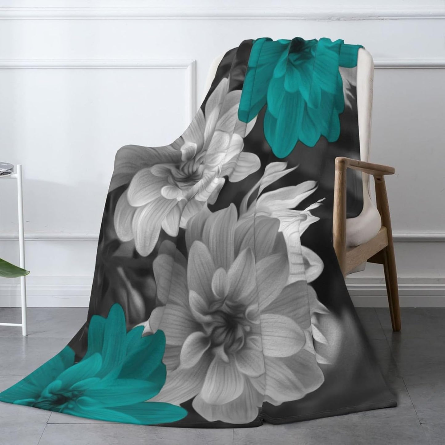Te-al Grey Floral Blanket Te-al Flowers Throw Blanket for Couch Bed, Soft Fuzzy Flannel Te-al Blankets for Bed Sofa Chair Te-al Floral Decor 40x50 Inches