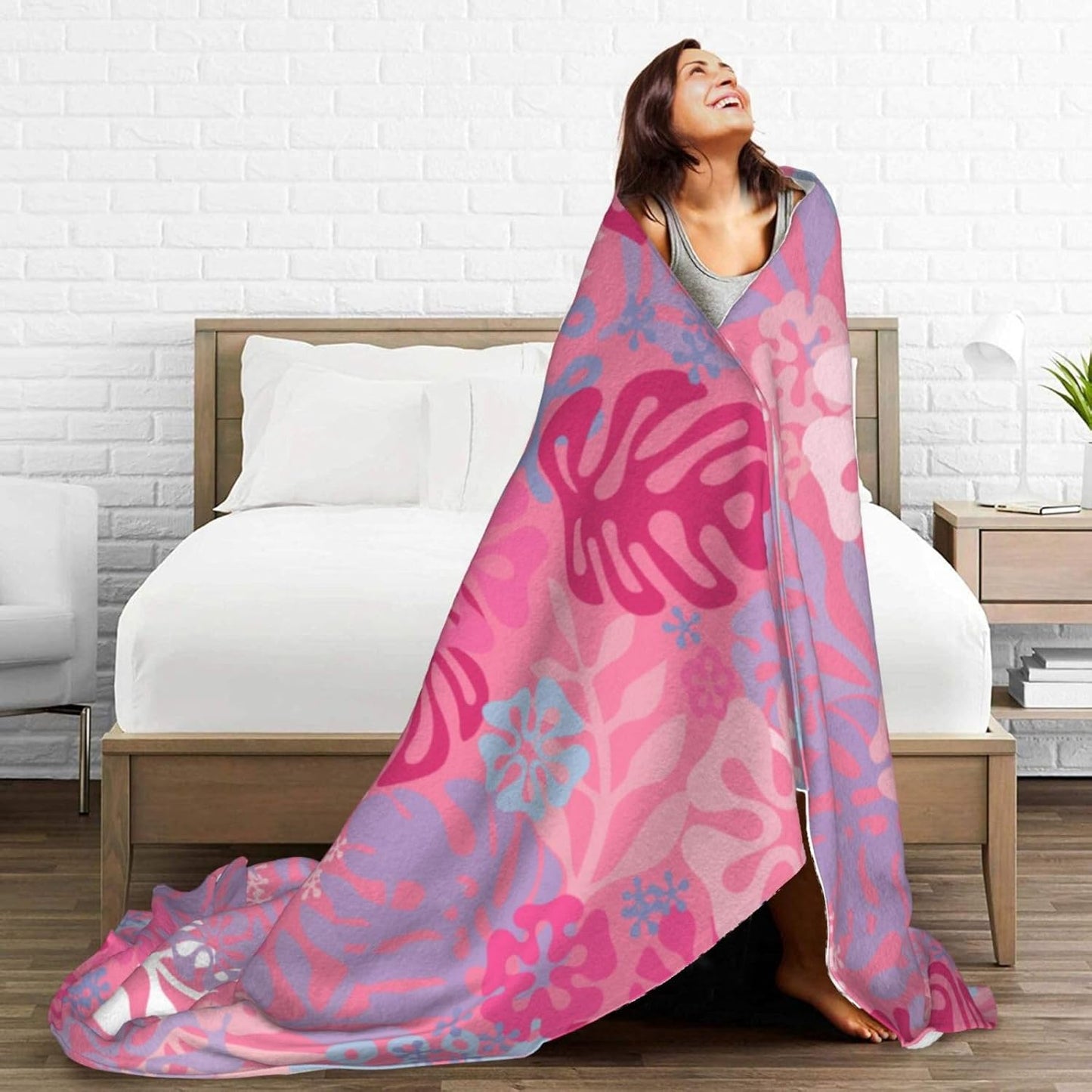 Hawaii Flowers Pink Throw Blankets All Season Ultra Soft Warm Tropical Aloha Pattern Fleece Blanket for Home Bed Sofa Couch Chair Outdoor Travel Camping 80x60 Inch