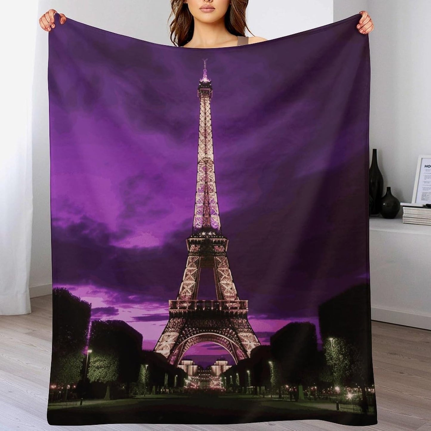 Purple Eiffel Tower Blanket Super Soft Lightweight Throw Blanket Cute Cozy Warm Bed Blanket Decorative Fuzzy Blanket All-Season Home Decor Gift for Sofa Couch Living Room 30"*40"（76 * 100cm）