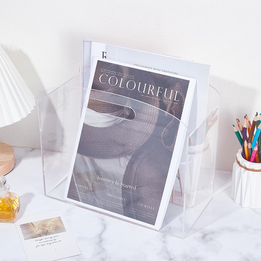 UNICRAFTALE Acrylic Magazine Holder Transparent Acrylics Newspaper Magazines Stand Organizer with handles Rectangle Acrylic File Storage Book Basket Box for Office Bedroom Home