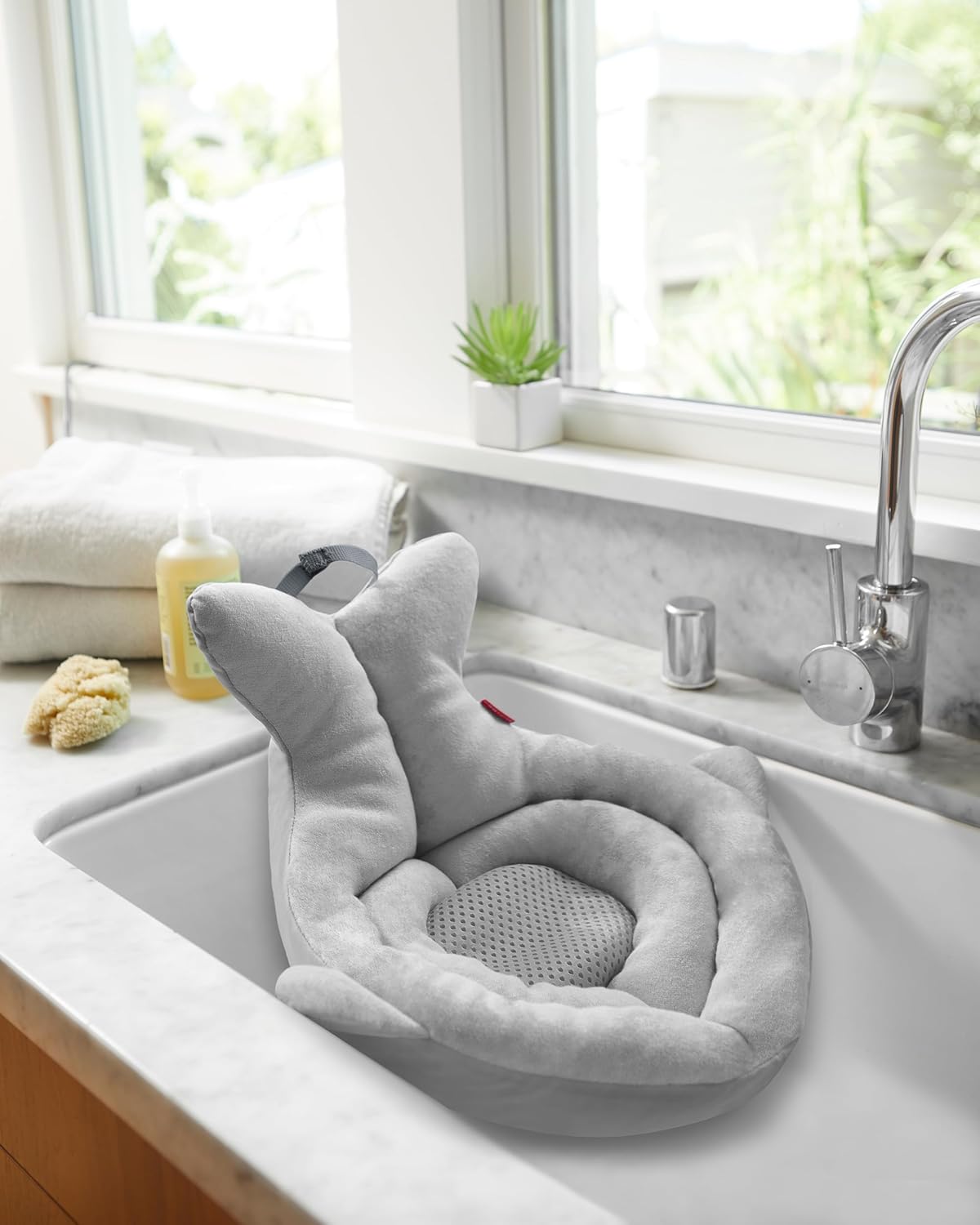 Skip Hop Soft Sink Baby Bath Tub, Moby, Grey