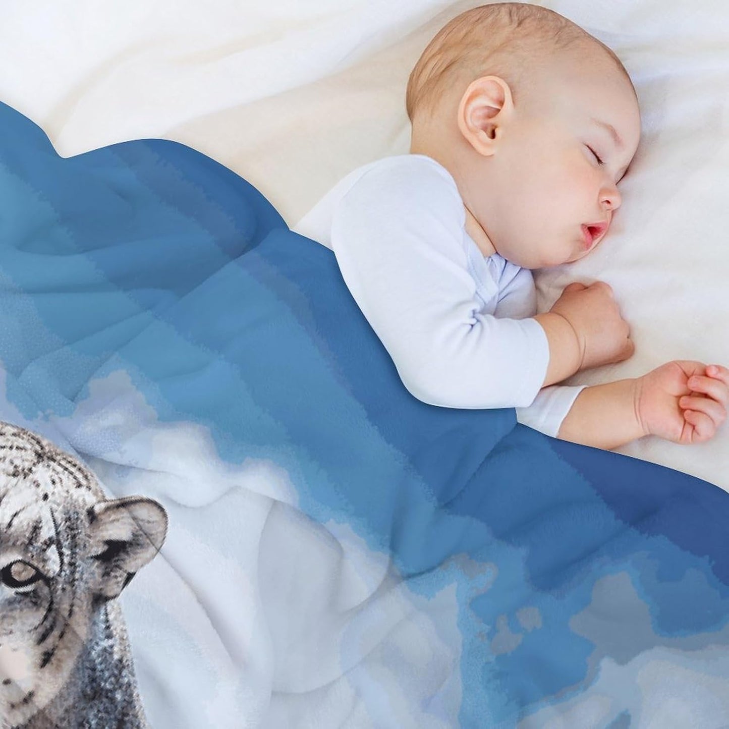 Snow Leopard Mountain Blanket Super Soft Lightweight Throw Blanket Cute Cozy Warm Bed Blanket Decorative Fuzzy Blanket All-Season Home Decor Gift for Sofa Couch Living Room 50"*60"（130 * 150cm）