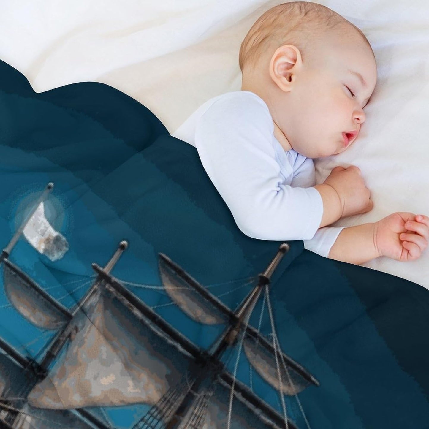 Pirate Ship Blanket Super Soft Lightweight Throw Blanket Cute Cozy Warm Bed Blanket Decorative Fuzzy Blanket All-Season Home Decor Gift for Sofa Couch Living Room 50"*60"（130 * 150cm）