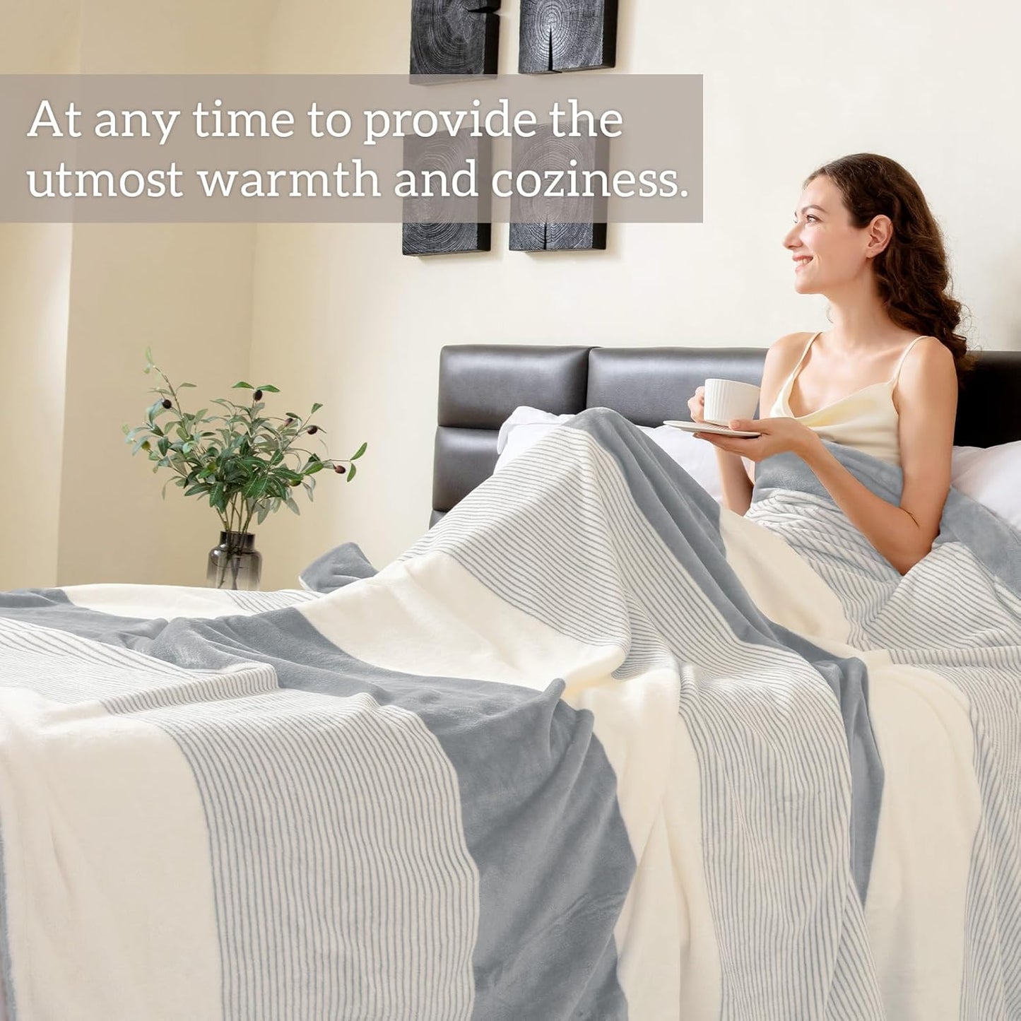Homelike Moment Fleece Bed Blankets Queen Size Grey, Soft Fluffy Queen Blanket, Fuzzy Cozy Plush Flannel Big Blanket for Couch Sofa, Comfy Warm Lightweight Large Blanket Striped (Light Gray, 90x90IN)