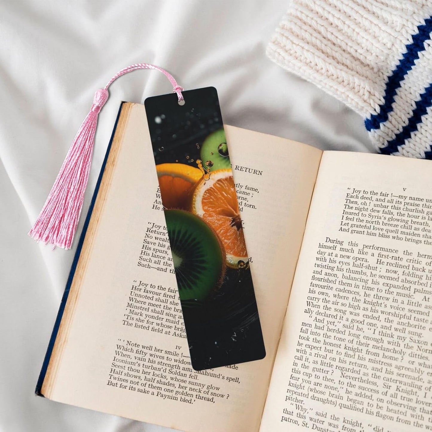 Kiwi and Orange Slices Bookmarks Gifts for Women Men, Wooden Bookmarks for Book Lovers, Vintage Book Marks Ornaments with Tassel, Unique Personalized Reading Page Markers Pink