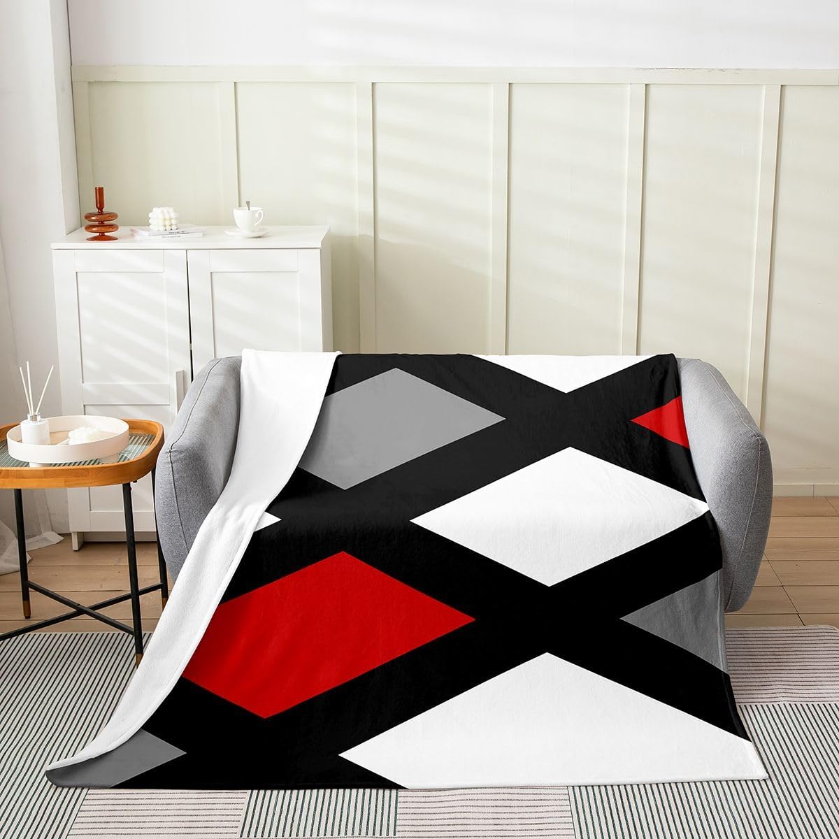 Red and Gray Black White Fuzzy Blanket Kids Modern Abstract Geometric Bed Throw Blanket Women Men Stripe Line Pattern Decor Fleece Throw Blanket Microfiber Flannel Plush Blanket Soft Queen