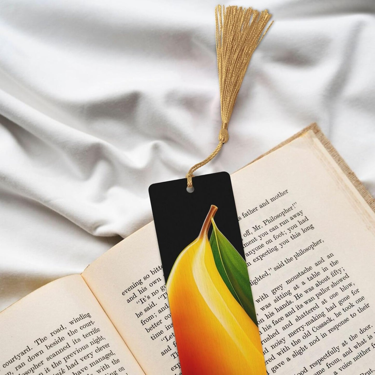 Mango Bookmarks Gifts for Women Men, Wooden Bookmarks for Book Lovers, Vintage Book Marks Ornaments with Tassel, Unique Personalized Reading Page Markers Gold