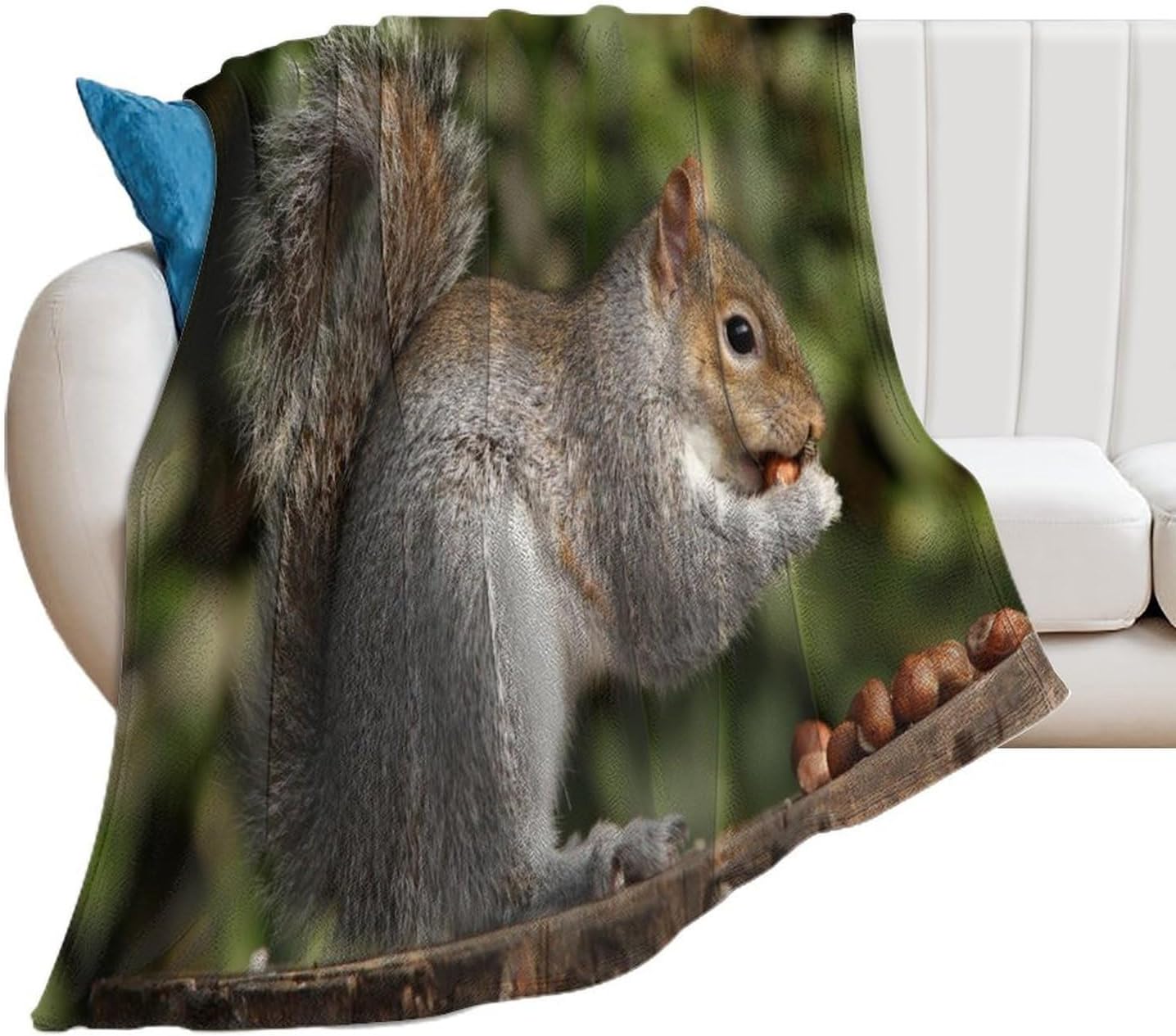 Squirrel Throw Blanket for Couch Super Soft Warm Lightweight Throw Blankets Cozy Flannel Bed Blanket Cute Decorative Blankets for All Seasons Home Decor Gift 60"*80"（150 * 200cm）