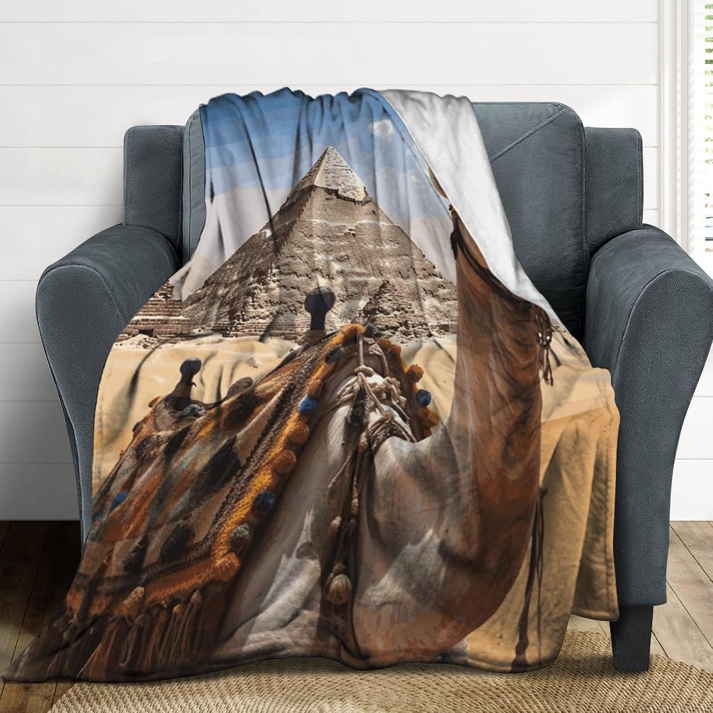 Pyramid Camel Blanket Super Soft Lightweight Throw Blanket Cute Cozy Warm Bed Blanket Decorative Fuzzy Blanket All-Season Home Decor Gift for Sofa Couch Living Room 50"*60"（130 * 150cm）