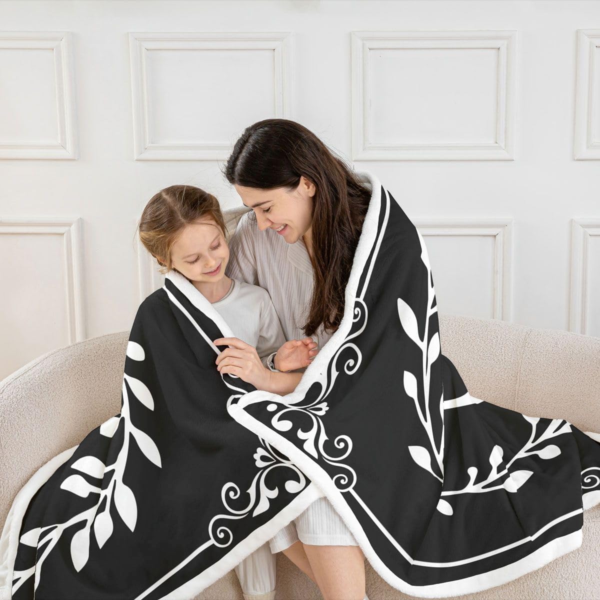 Erosebridal Initial Letter Z Baby Size Sherpa Blanket Black White Fuzzy Plush Throw Personalized Gifts for Women Men Frends Boho Floral Leaves Fleece Blanket Minimalist Branches Decor for Sofa Couch