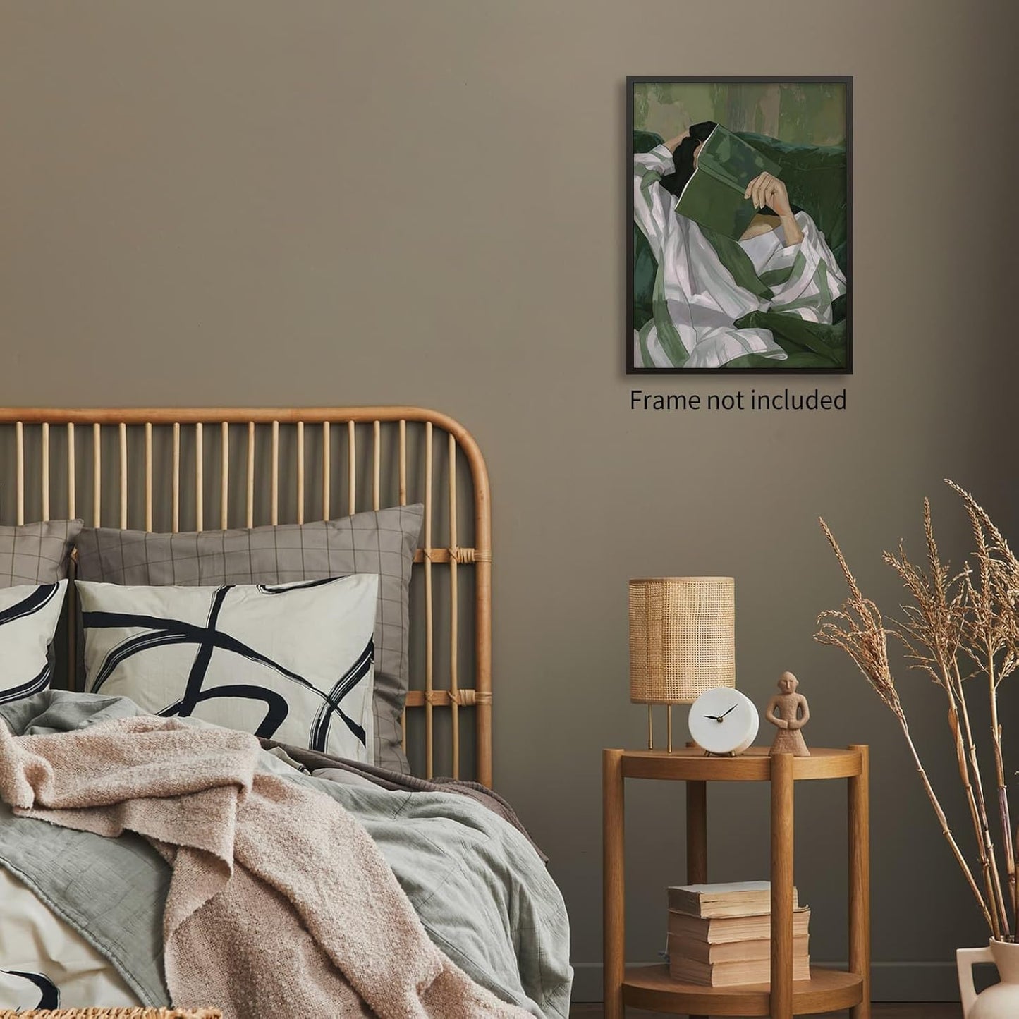 Trendy Women Reading Book Posters Emerald Green Wall Art Abstract Striped Decor Modern Feminine Canvas Prints Minimalist Woman Portrait Pictures Aesthetic for Living Room Bedroom House 12x16in Unframed