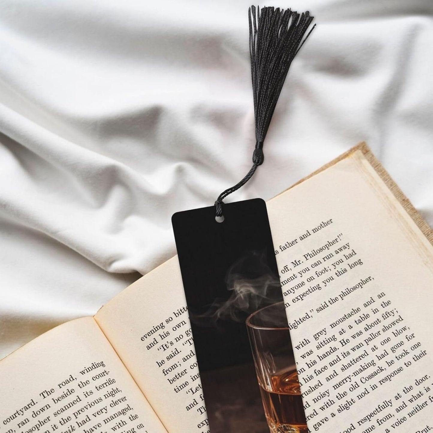 Cigar & Whiskey Bookmark, Wooden Bookmarks for Book Lovers Handmade Wood Book Mark with Tassel Reading Page Markers Ornament Wooden Gift Tags Labels for Craft Decorations