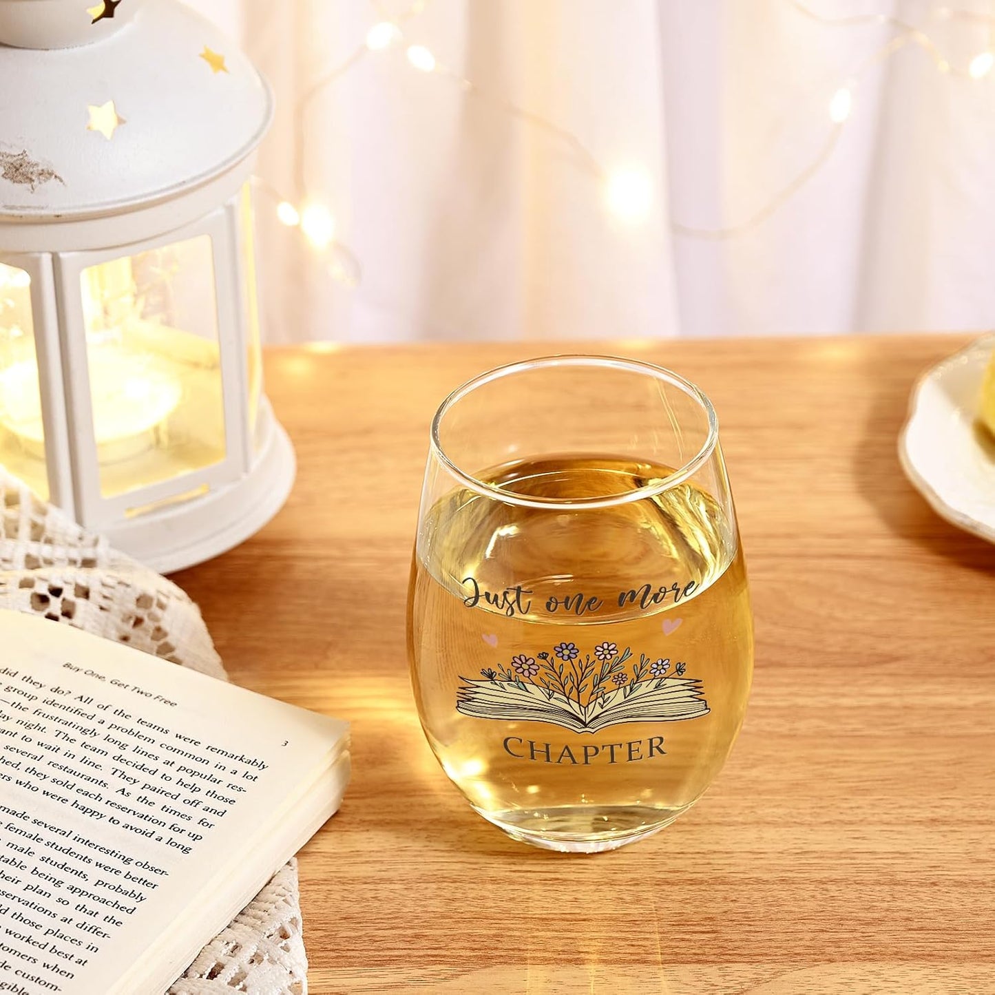Futtumy Just One More Chaper Wine Glasses 17oz, Book Lovers Gifts, Mothers Day Birthday Christmas Gifts for Book Lovers Women Readers Freinds, Funny Reading Accessories Librarian Bookish