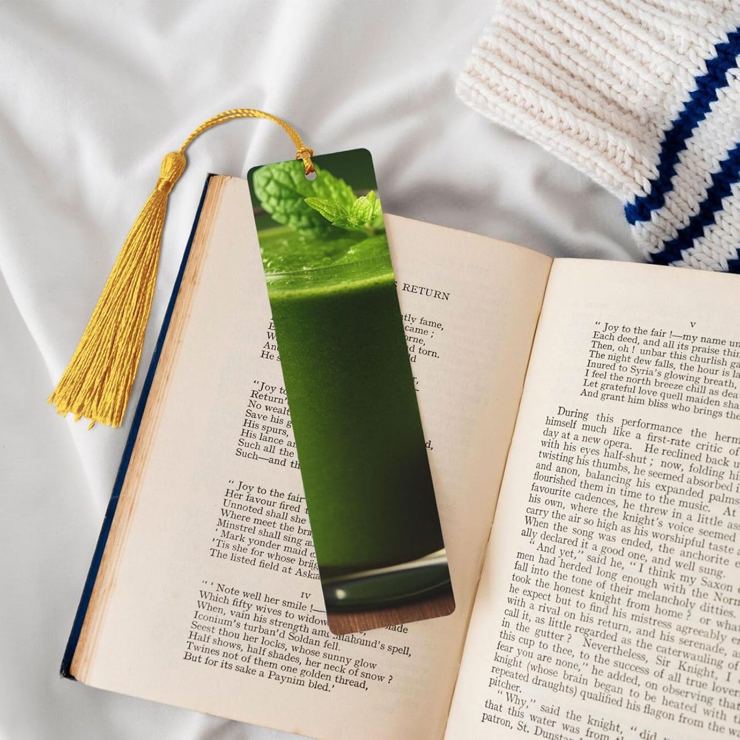 Green Smoothie Bookmarks Gifts for Women Men, Wooden Bookmarks for Book Lovers, Vintage Book Marks Ornaments with Tassel, Unique Personalized Reading Page Markers Gold