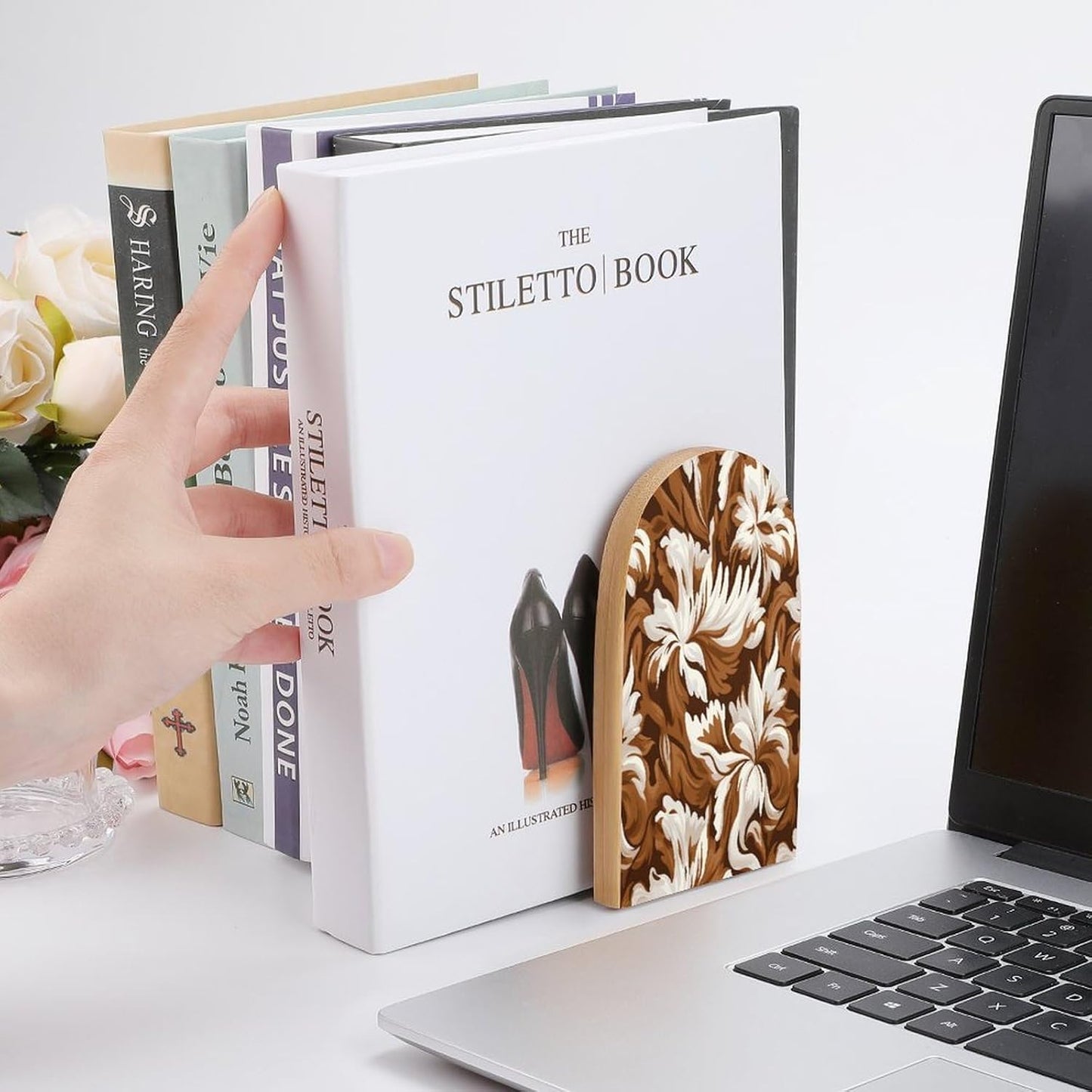 Brown and White Pattern Bookends 1 Pair Heavy Duty Book Ends for Shelves Non-Skid Bookend Supports Wooden Book Holders with Metal Base Desk Organizers Books Storage to Hold Books