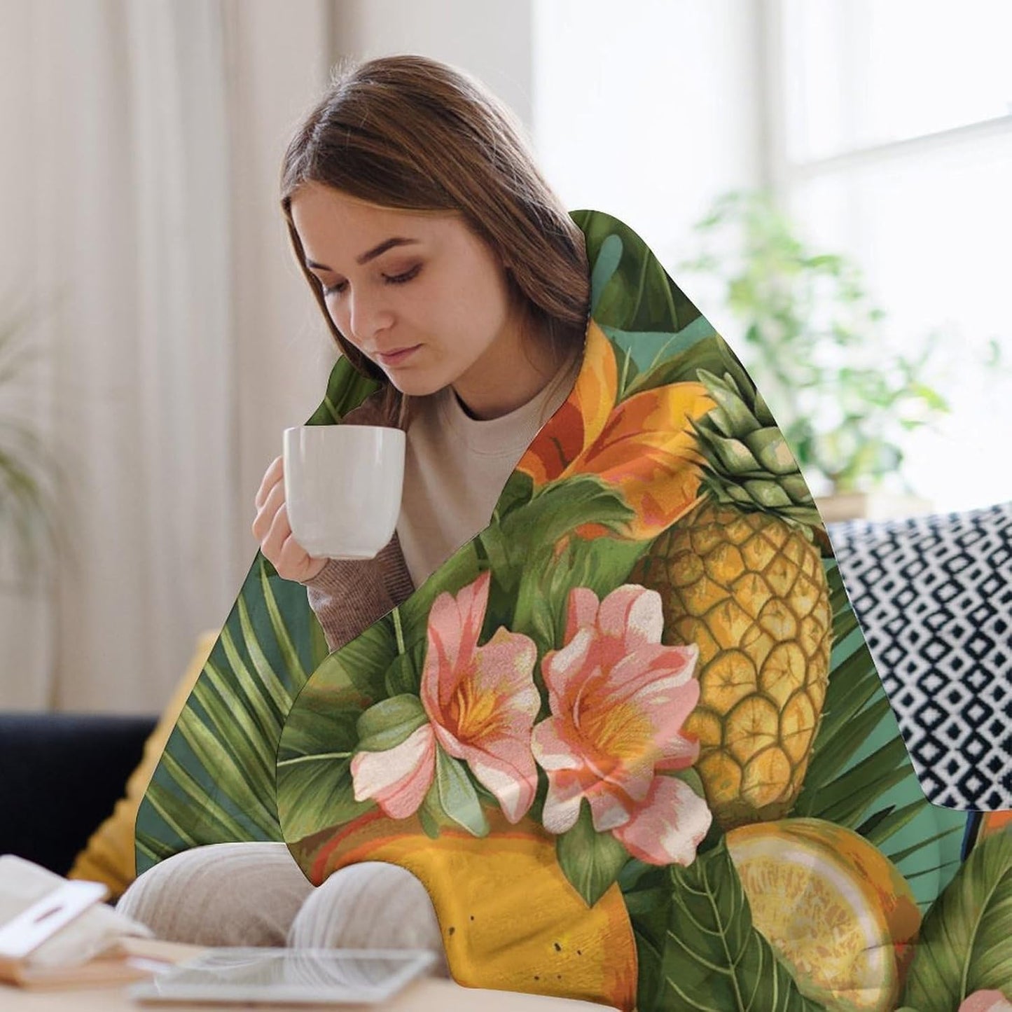 Summer Parrot Pineapple Bird Blanket Super Soft Lightweight Throw Blanket Cute Cozy Warm Bed Blanket Decorative Fuzzy Blanket All-Season Home Decor Gift for Sofa Couch Living Room 50"*60"（130*150cm）