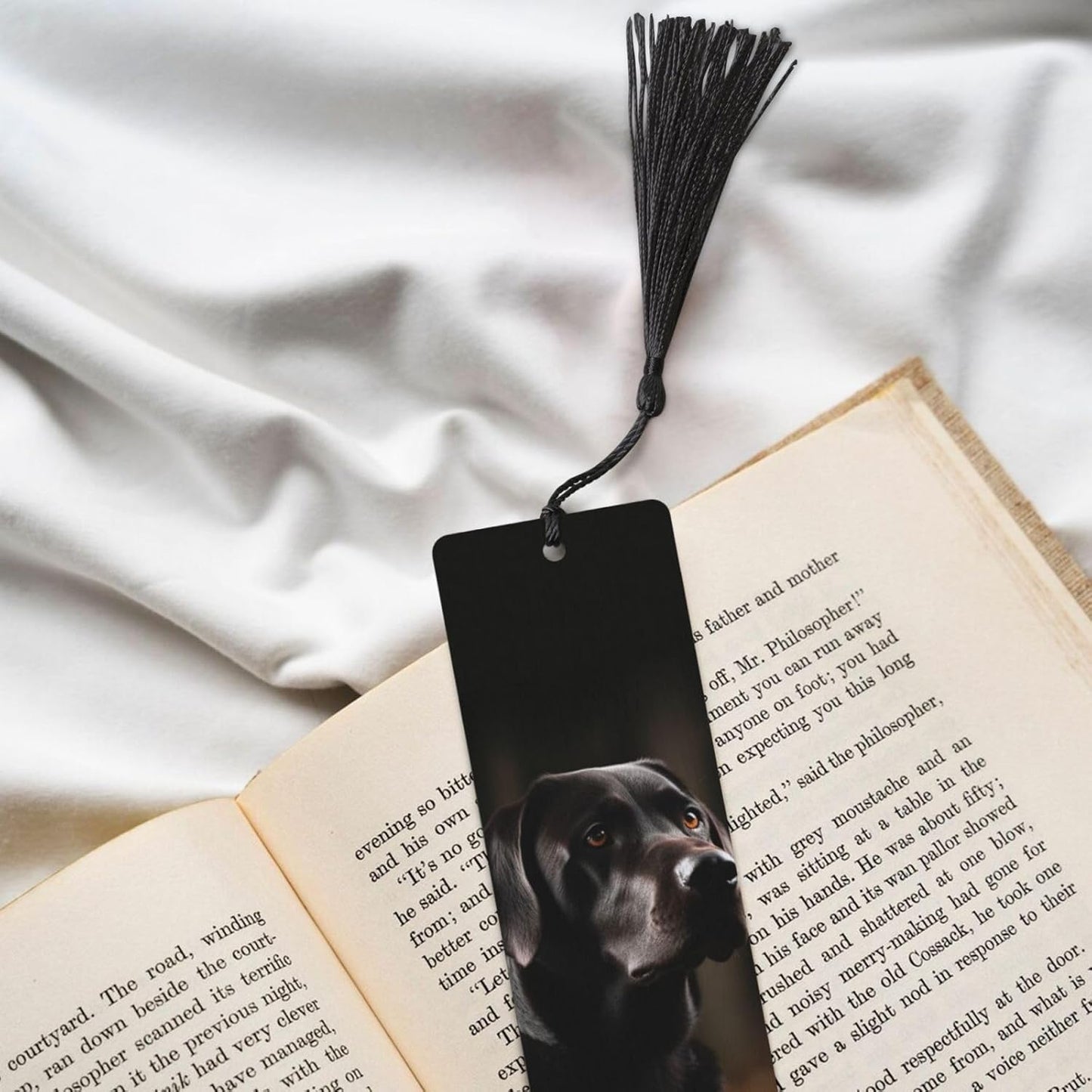 Black Labrador Bookmark Ornament, Wooden Bookmarks with Tassel, Book Mark for Book Lovers Page Markers Reading Gifts for Women Men Handmade Wood Bookmark Tag Label