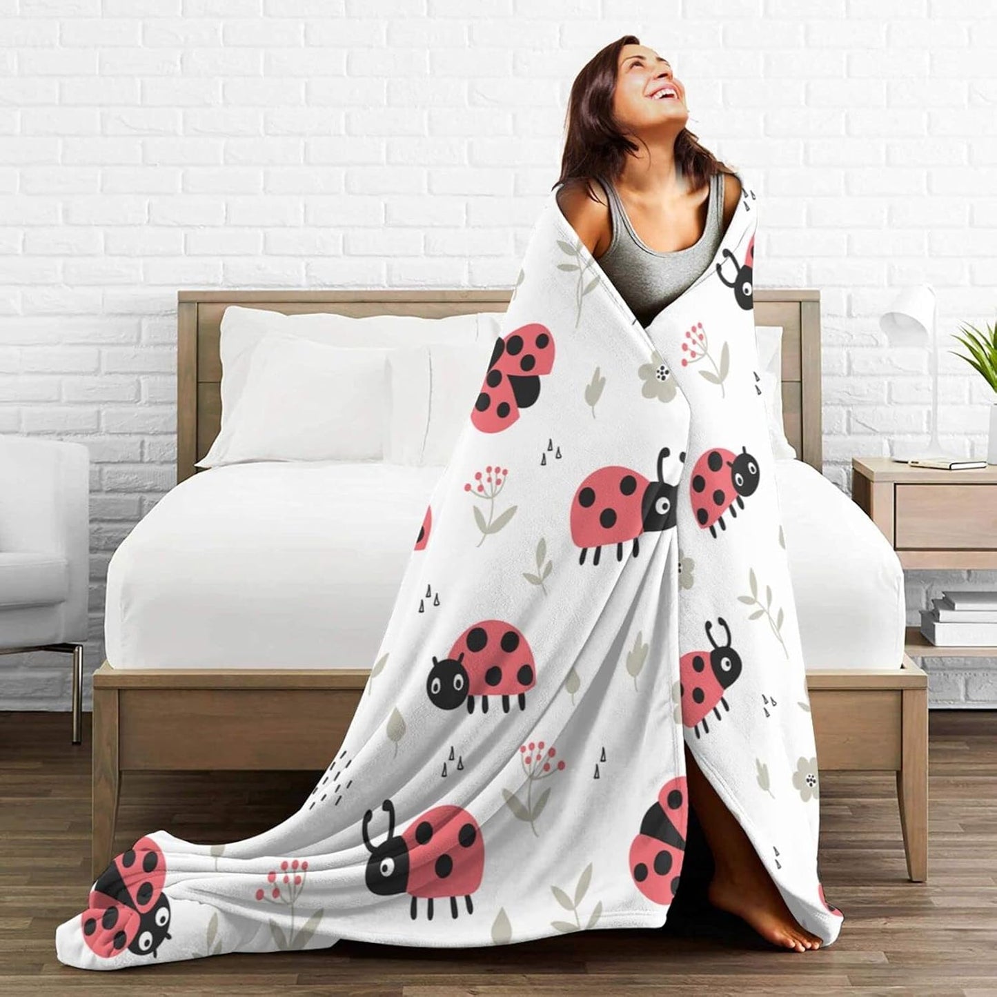 Ladybug Cute Ladybird Throw Blanket Super Soft Warm Bed Blankets for Couch Bedroom Sofa Office Car, All Season Cozy Flannel Plush Blanket for Girls Boys Adults, 60"X50"