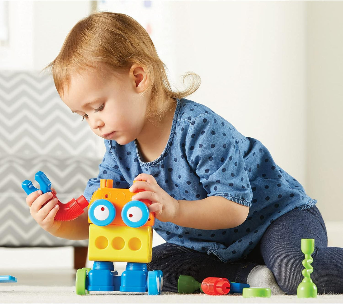 Learning Resources 1-2-3 Build It! Robot Factory - Building Toys, Early Engineering and Science, STEM Activities, Fine Motor Skills, Toddler Explorer Kit, Construction Bots, Boys and Girls Gifts