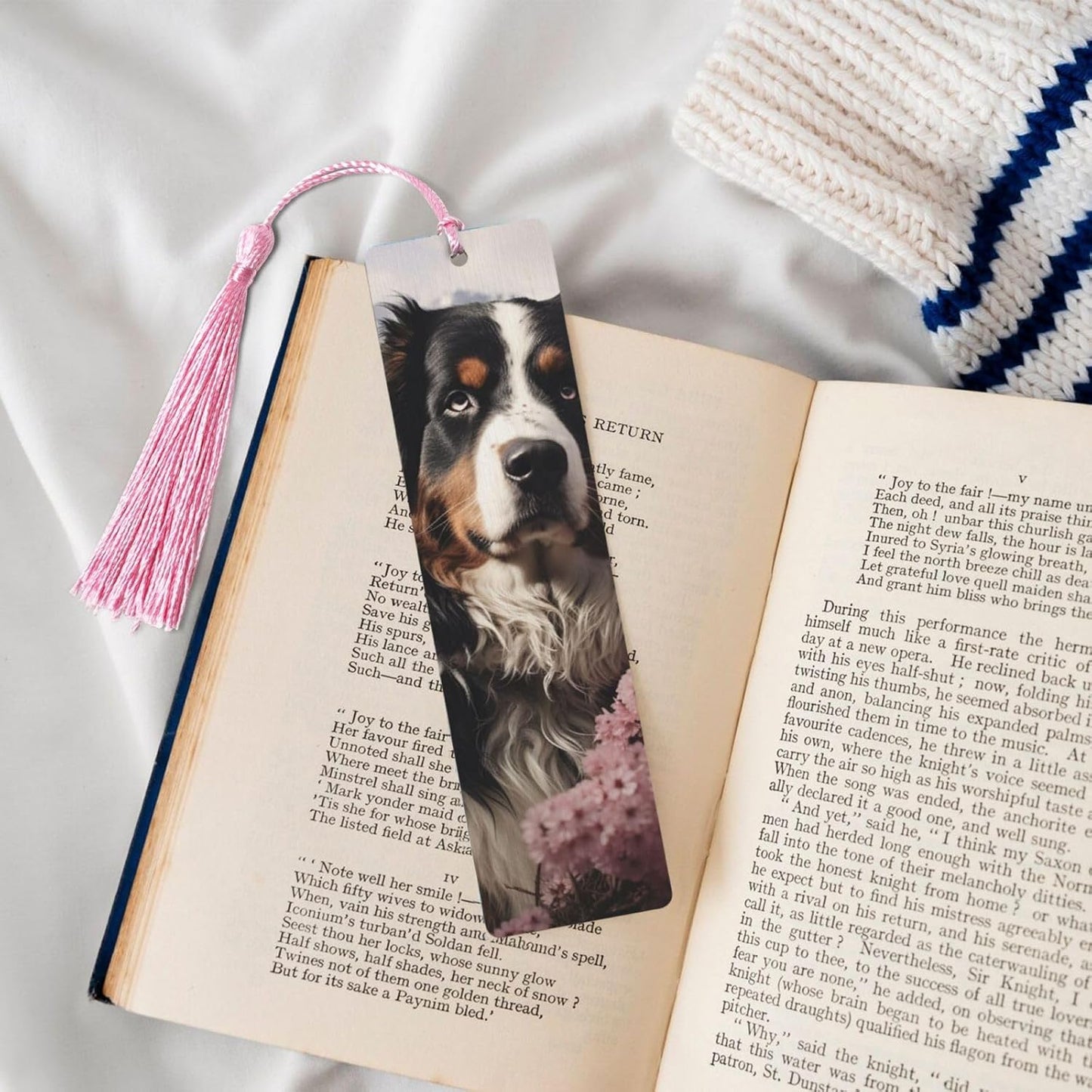 Bernese Mountain Dog Bookmarks Gifts for Women Men, Wooden Bookmarks for Book Lovers, Vintage Book Marks Ornaments with Tassel, Unique Personalized Reading Page Markers Pink