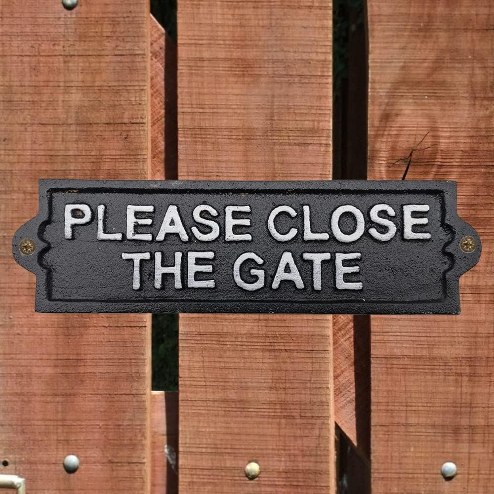 Comfy Hour 8" x 2" Heavy Duty Cast Iron Please Close The Gate Sign, Weatherproof Metal Gate Plaque for Outdoor Garden, Fence & Yard, Vintage Farmhouse Style Wall Mount Sign, Black