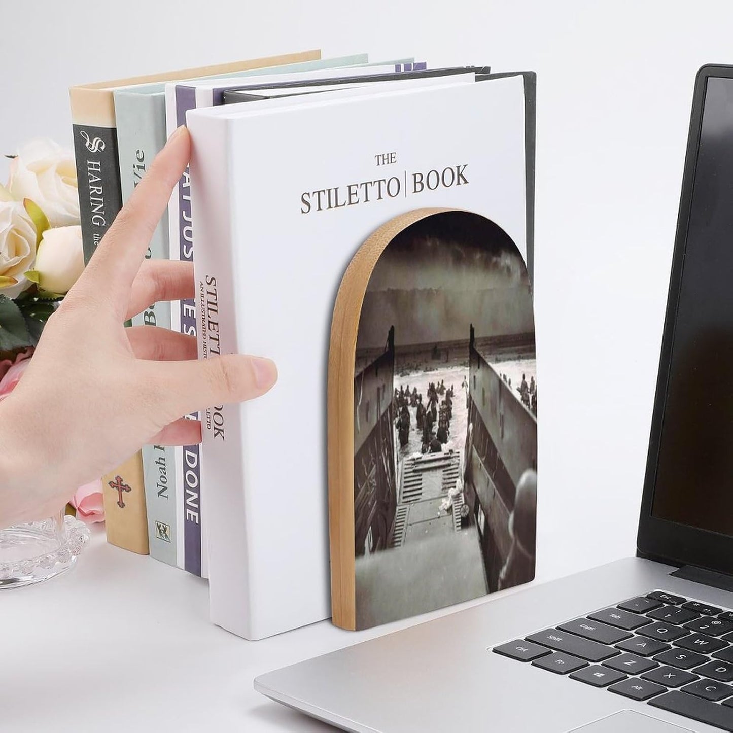 Landing Normandy Wooden Bookend Non-Slip Book Ends Heavy Duty Book Stopper with Metal Base Books Holderd Decorative Bookends Stands Firmly for Office Supplies