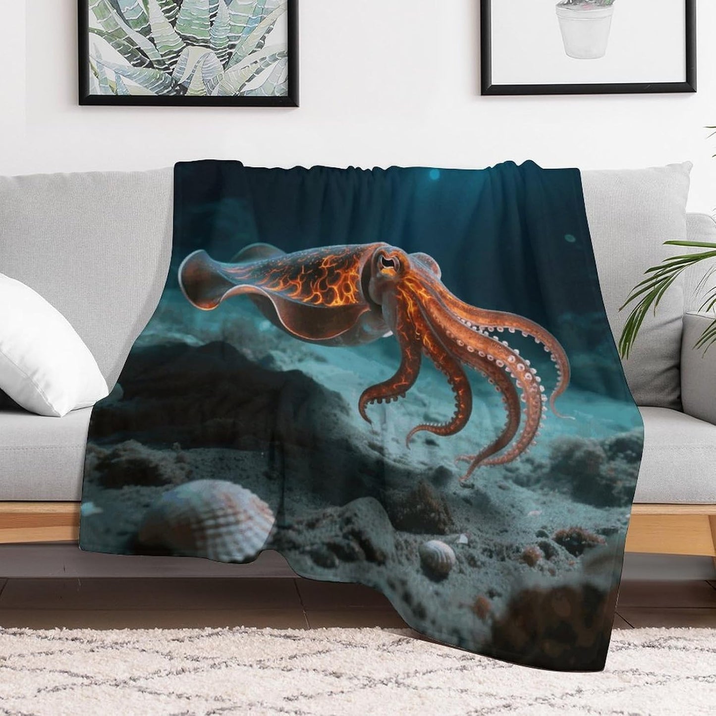 Custom Walking Flamboyant Cuttlefish Blanket Lightweight Flannel Fleece Throw for Couch Sofa Bed Luxury Soft Cozy Plush Lap Bedtime Blanket for All Seasons Bedroom Home Decor Gifts 30x40