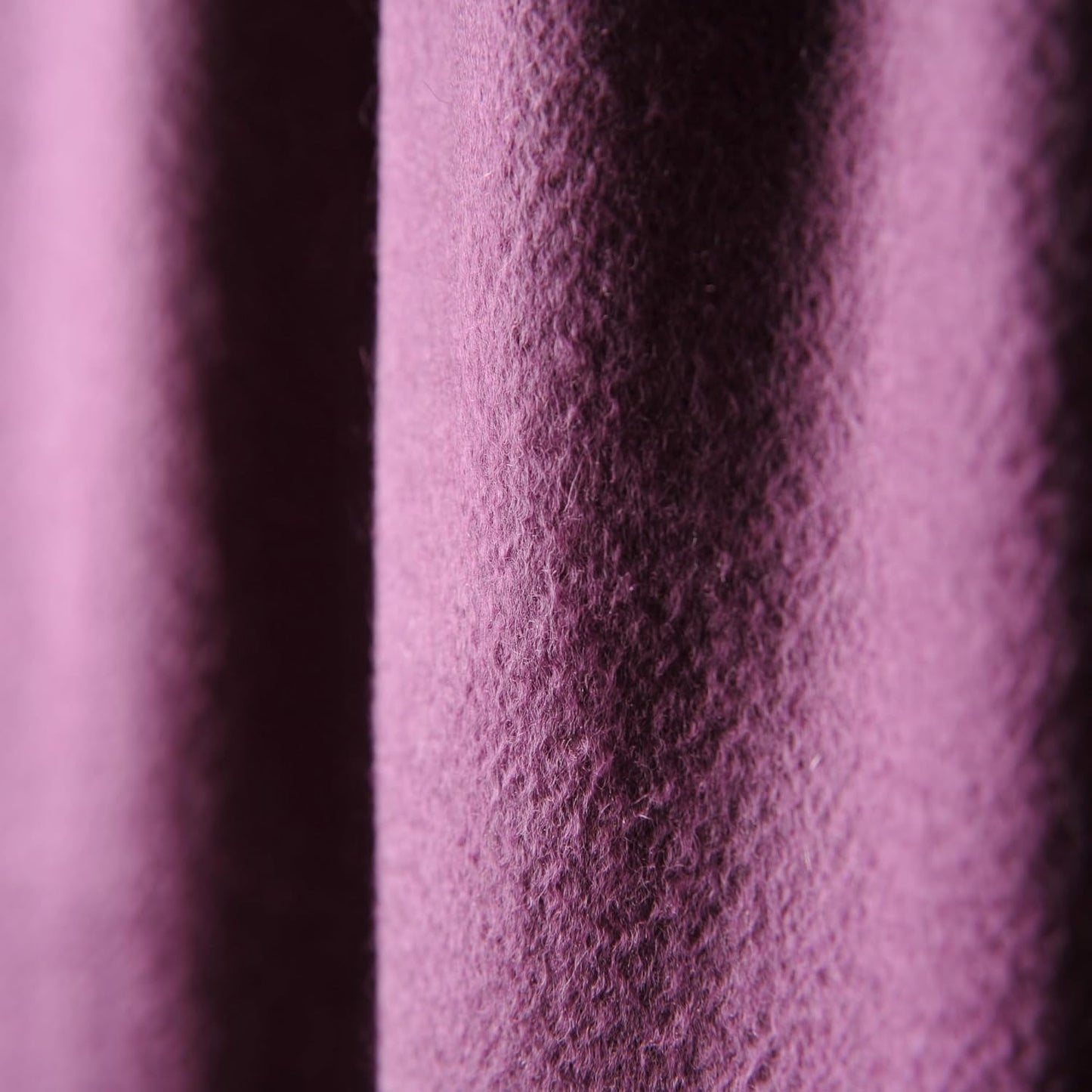 CUDDLE DREAMS Premium Cashmere Throw Blanket with Fringe, Luxuriously Soft (Plum)