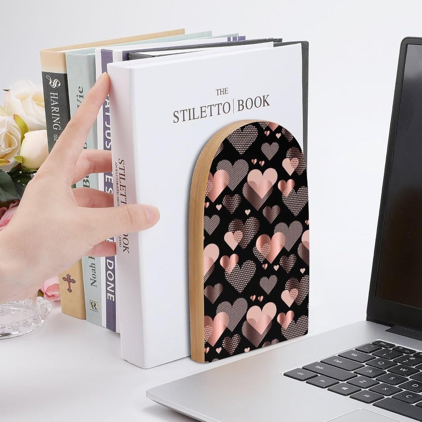 Rose Gold Love Heart Wooden Bookend Non-Slip Book Ends Heavy Duty Book Stopper with Metal Base Books Holderd Decorative Bookends Stands Firmly for Office Supplies