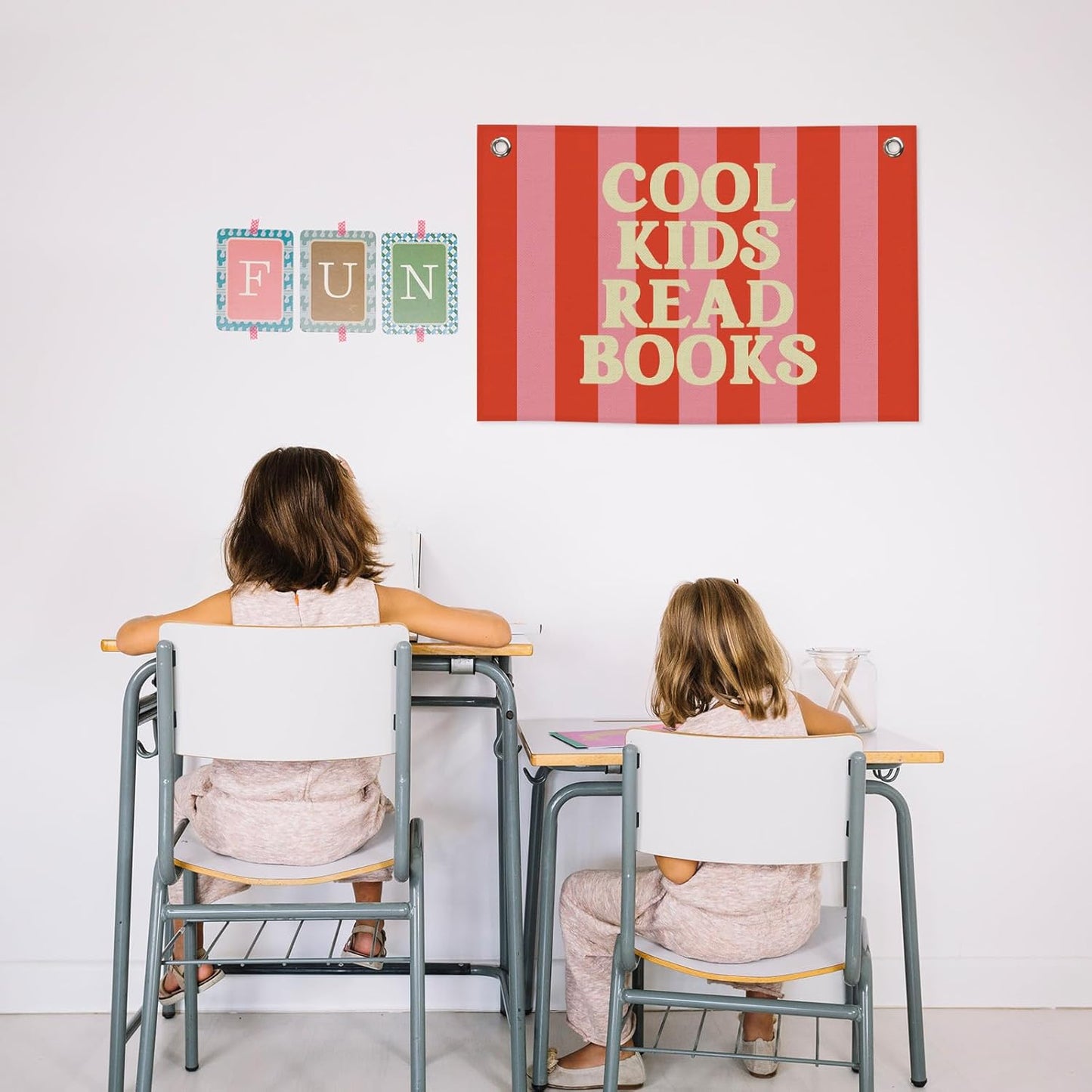 Reading Classroom Kids Banner Canvas, Cool Kids Read Books Decor,Retro Red Pink Library Hanging Flag Sign,Nursery Wall Tapestry Art for Dorm Toddler Room School Reading Corner Bedroom 20x30in