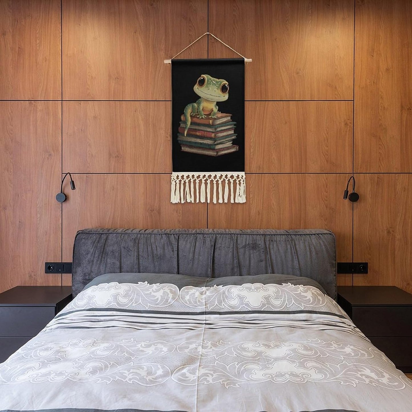 Leopard Gecko Reading Books Retro Poster Hanging Kit Art Picture Canvas Personalized Home Decor with Tassel