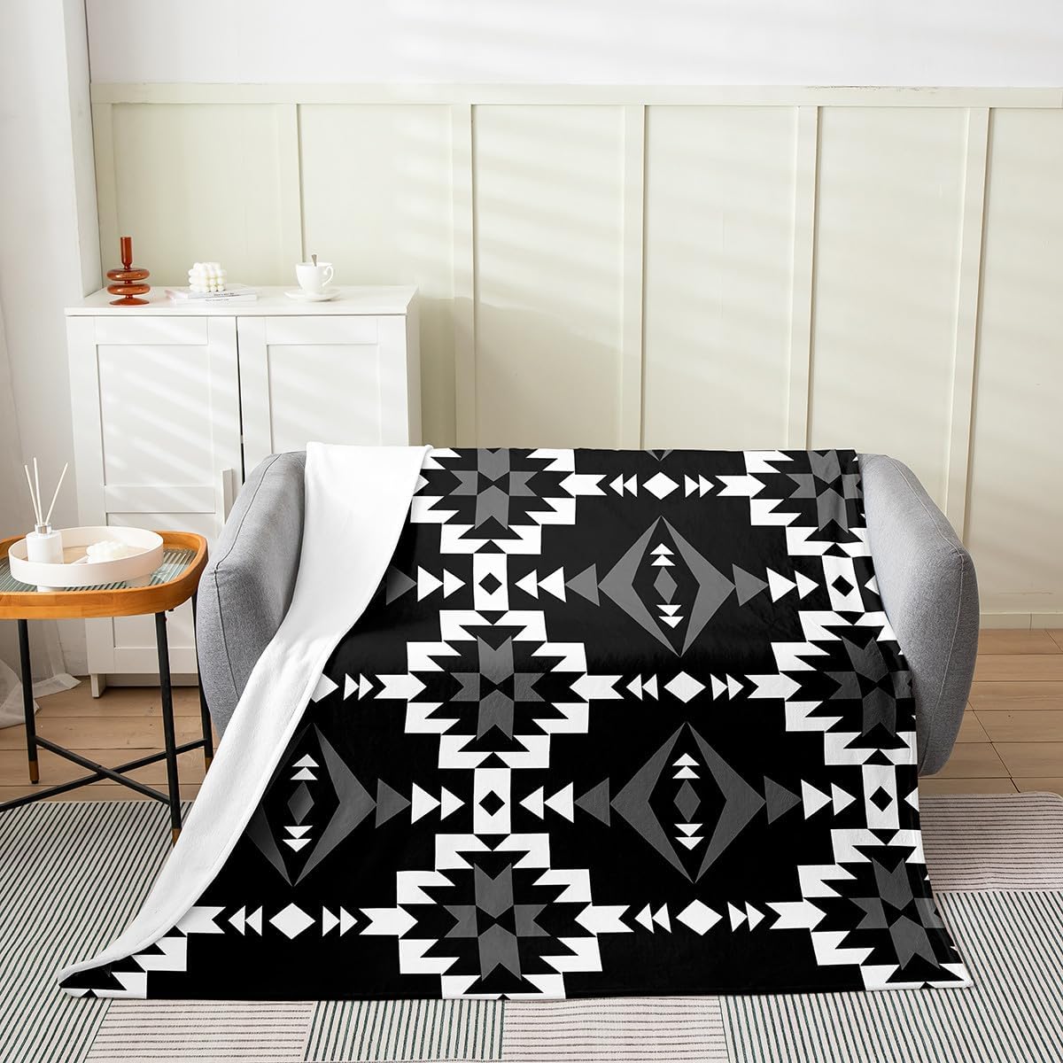 Erosebridal Western Aztec Flannel Blanket Queen 90x90, Native American Navajo Fuzzy Plush Throw, Southwestern Geometric Fleece Blanket Ethnic American Native Rustic Farmhouse Decor, Black White