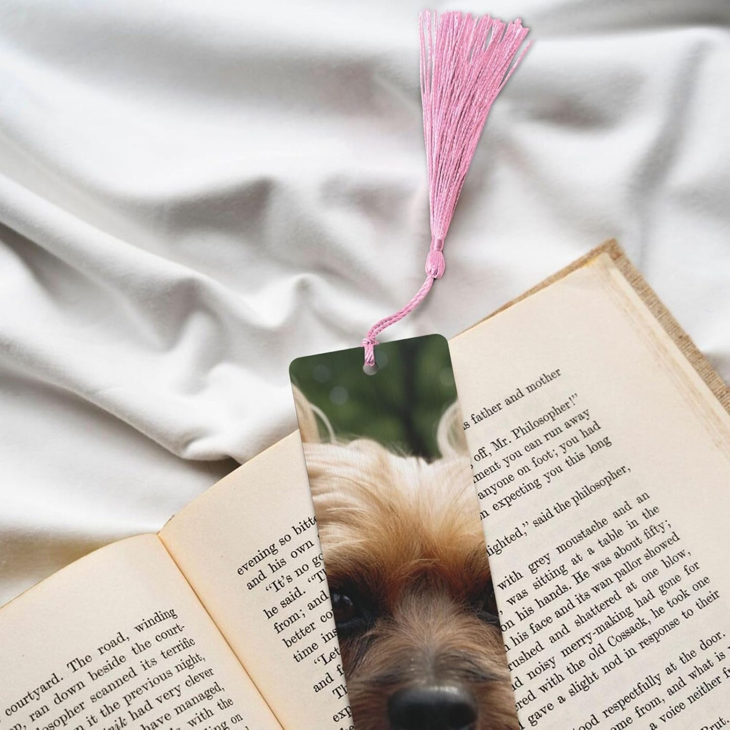 Dog in The Park Bookmarks Gifts for Women Men, Wooden Bookmarks for Book Lovers, Vintage Book Marks Ornaments with Tassel, Unique Personalized Reading Page Markers Pink