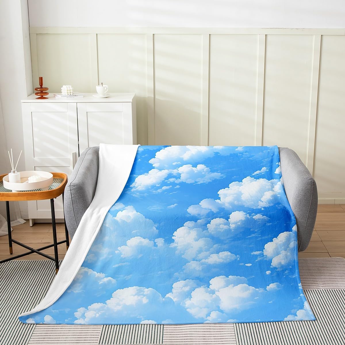 Blue Sky Kids Throw Blanket White Cloud Print Watercolor Bed Blanket for Bed Couch Natural Scenery Painting Bed Blanket Soft Warm Lightweight for Adults，Throw (50x60 Inches)