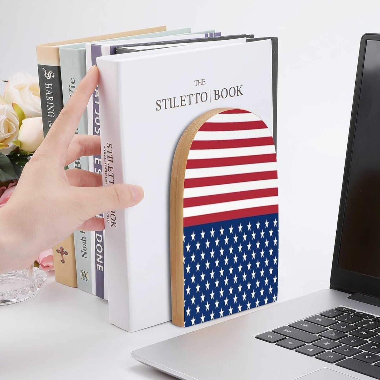 American Flag Stars Stripes Wooden Bookend Non-Slip Book Ends Heavy Duty Book Stopper with Metal Base Books Holderd Decorative Bookends Stands Firmly for Office Supplies