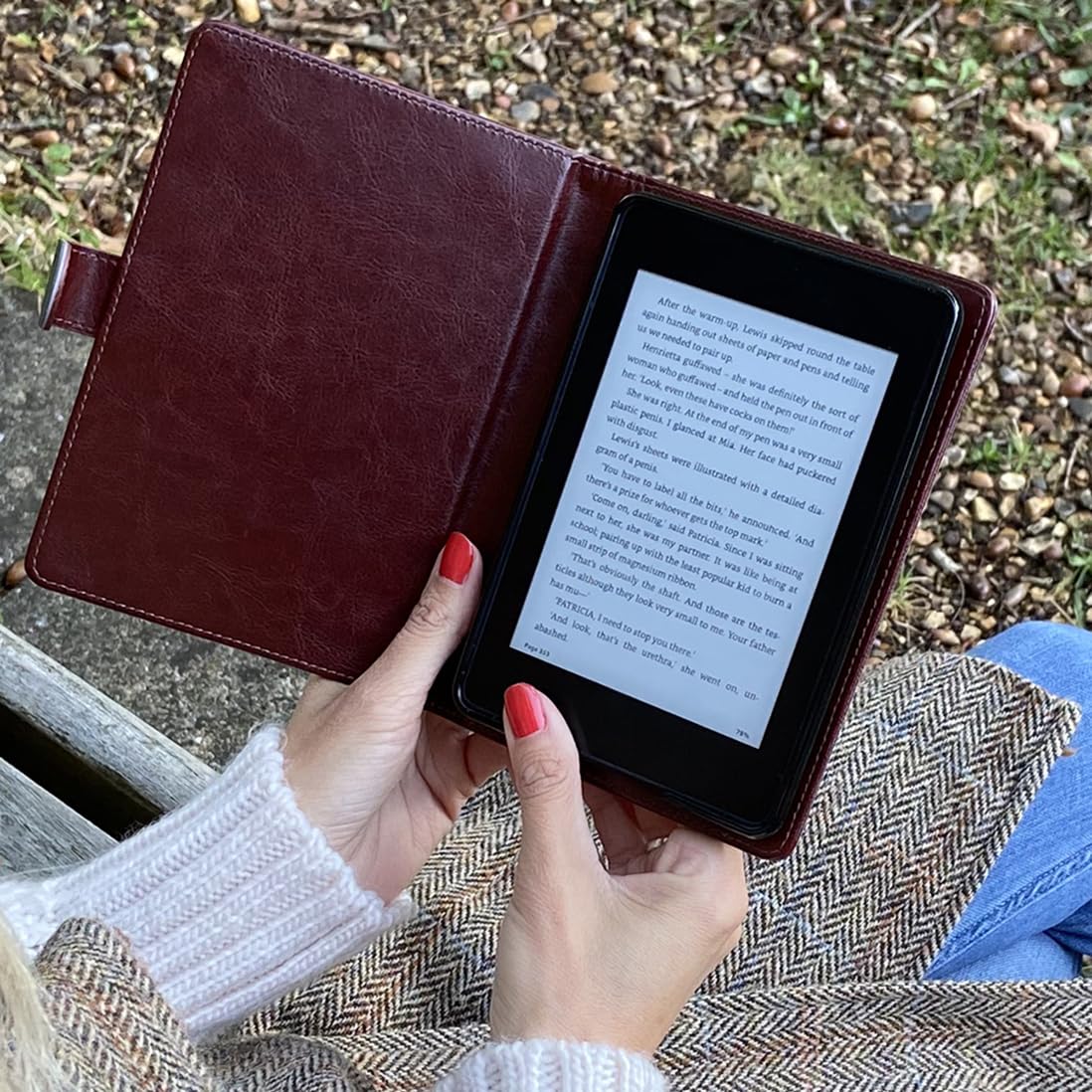 KleverCase Universal Book Cover for eBook Readers. Fits All e-Reader Brands Including Kobo, Nook, Kindle Paperwhite (inc 12th Gen & Signature Edition), Kindle, storytel and More. (Tan Brown)