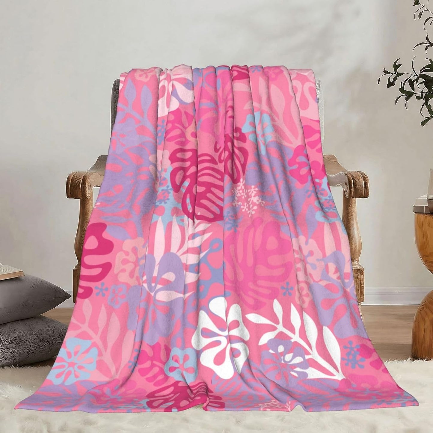 Hawaii Flowers Pink Throw Blankets All Season Ultra Soft Warm Tropical Aloha Pattern Fleece Blanket for Home Bed Sofa Couch Chair Outdoor Travel Camping 80x60 Inch