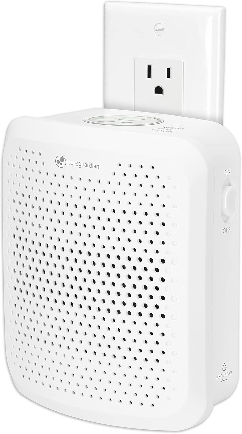 PureGuardian AP201W Pluggable Air Purifier with Nightlight, Odor-Eliminating Aromatherapy Essential Oil Pad Included, 7-in Pluggable Air Purifier, White