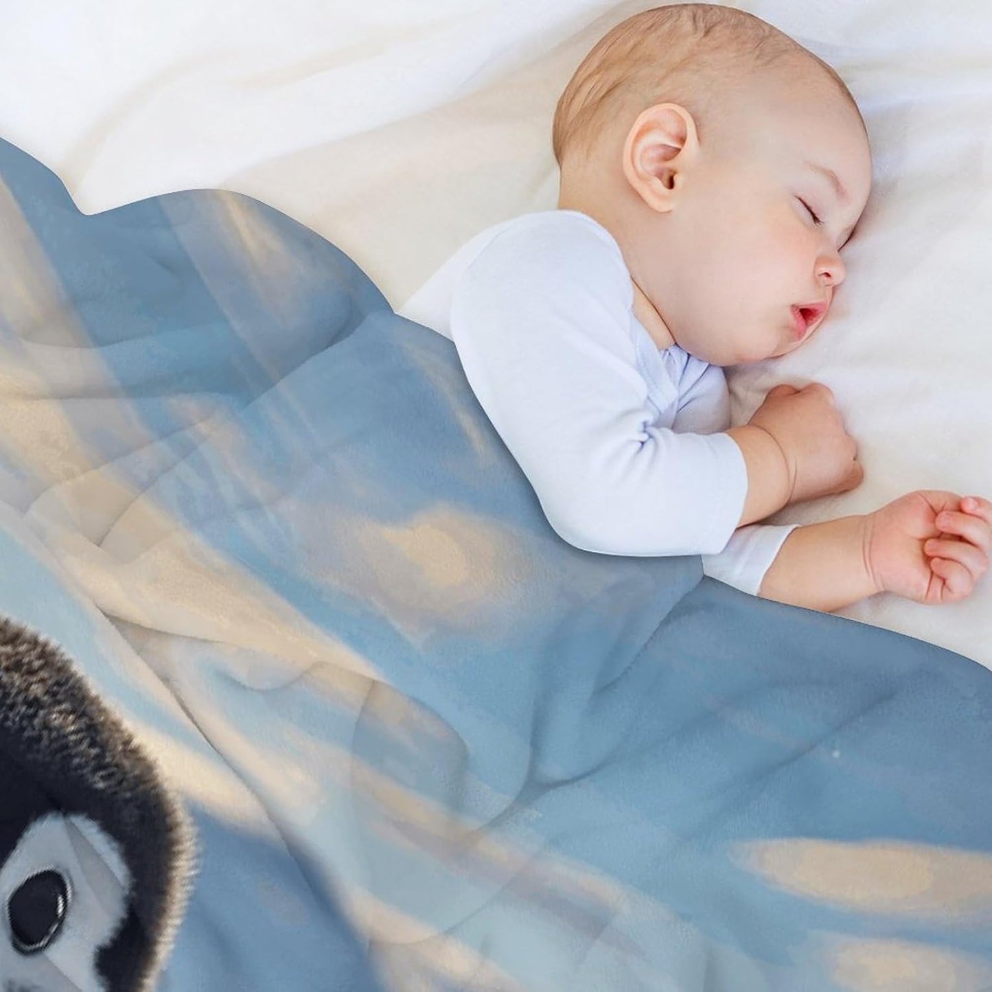 Cute Penguins Blanket Super Soft Lightweight Throw Blanket Cute Cozy Warm Bed Blanket Decorative Fuzzy Blanket All-Season Home Decor Gift for Sofa Couch Living Room 60"*80"（150 * 200cm）