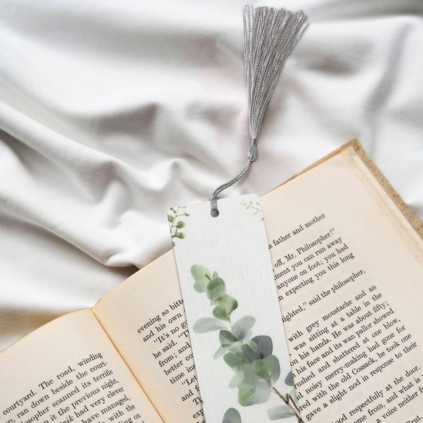 White Natural Greenery Twig Bookmarks with Tassels, Wood Bookmark for Women Men Handmade Book Mark for Book Lovers, Reading Page Markers Wood Tags Ornaments Birthday Teachers Gift