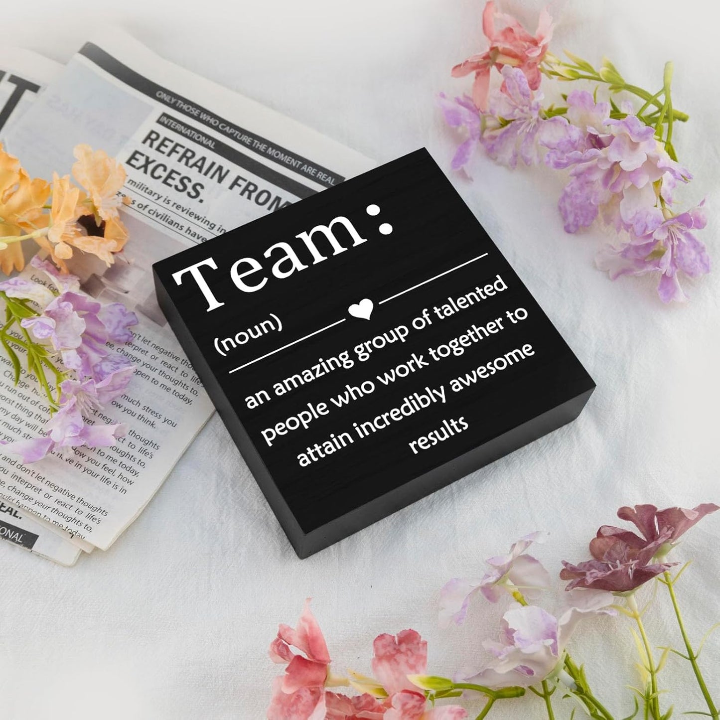EoffIvan Office Cubicle Decorations Christmas Gifts For Coworkers Boss Women Men Inspirational Wall Art Gift For Team Members At Work Best Team Ever Gifts For Women Wooden Box Sign Table Decoration