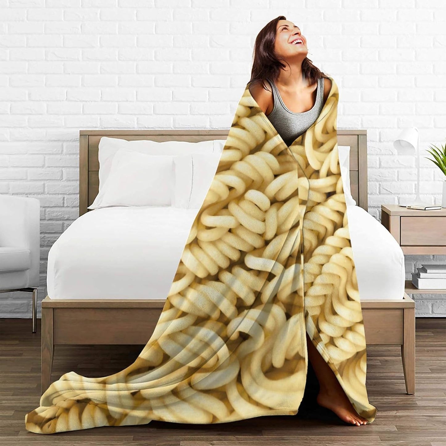 Instant Noodles Blanket, Novelty Instant Noodles Throw Blanket Gift Soft Cozy Flannel Fleece Blanket for Couch Beds Office Bedroom (80"x60")