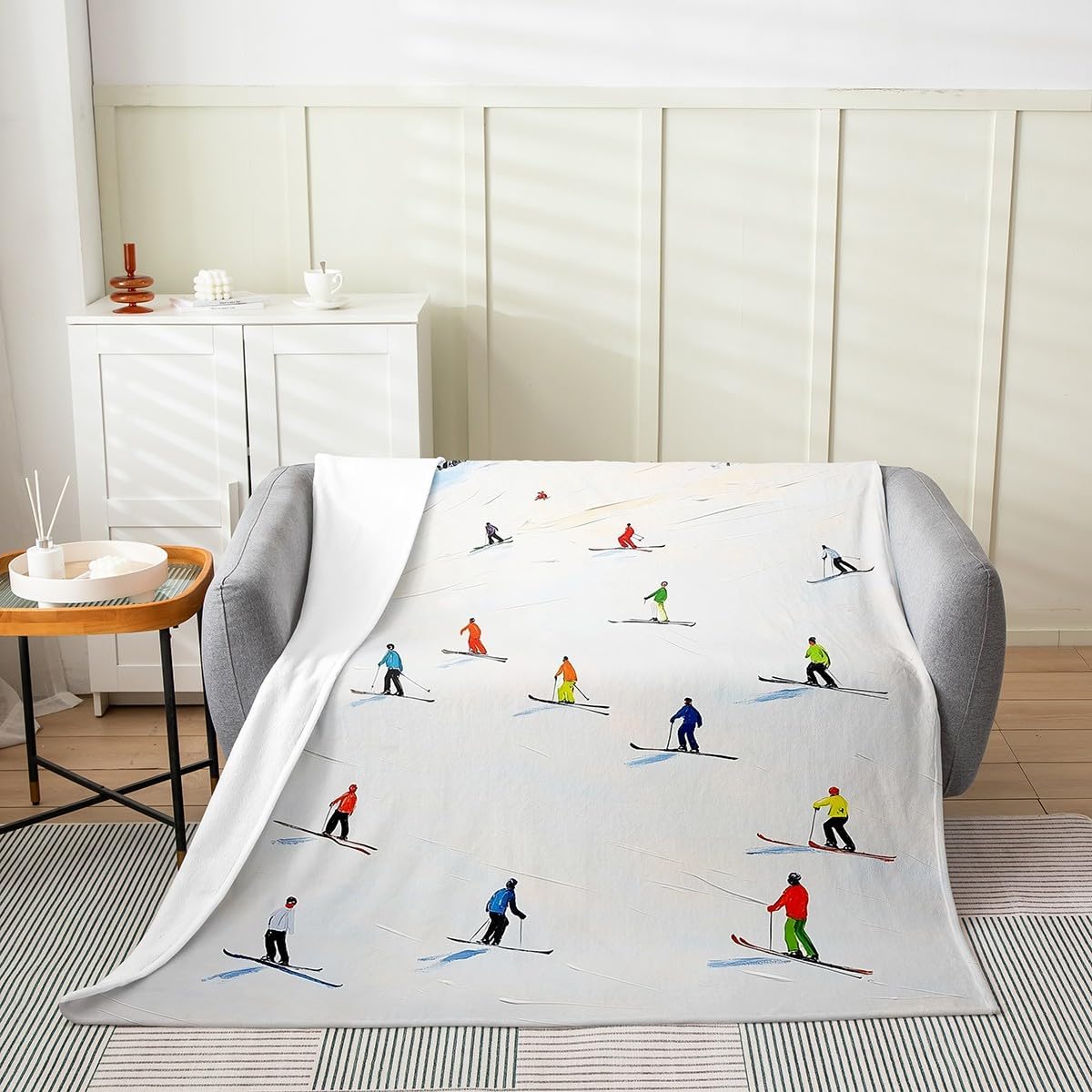 Erosebridal Skiing Artwork Blanket 40x50 Inch Winter Scenery Throw Blanket for Outdoor Sports Lover Abstract Winter Snow Fleece Blanket Vintage Ski Snowboard Room Decor Snow Scene Fuzzy Blanket