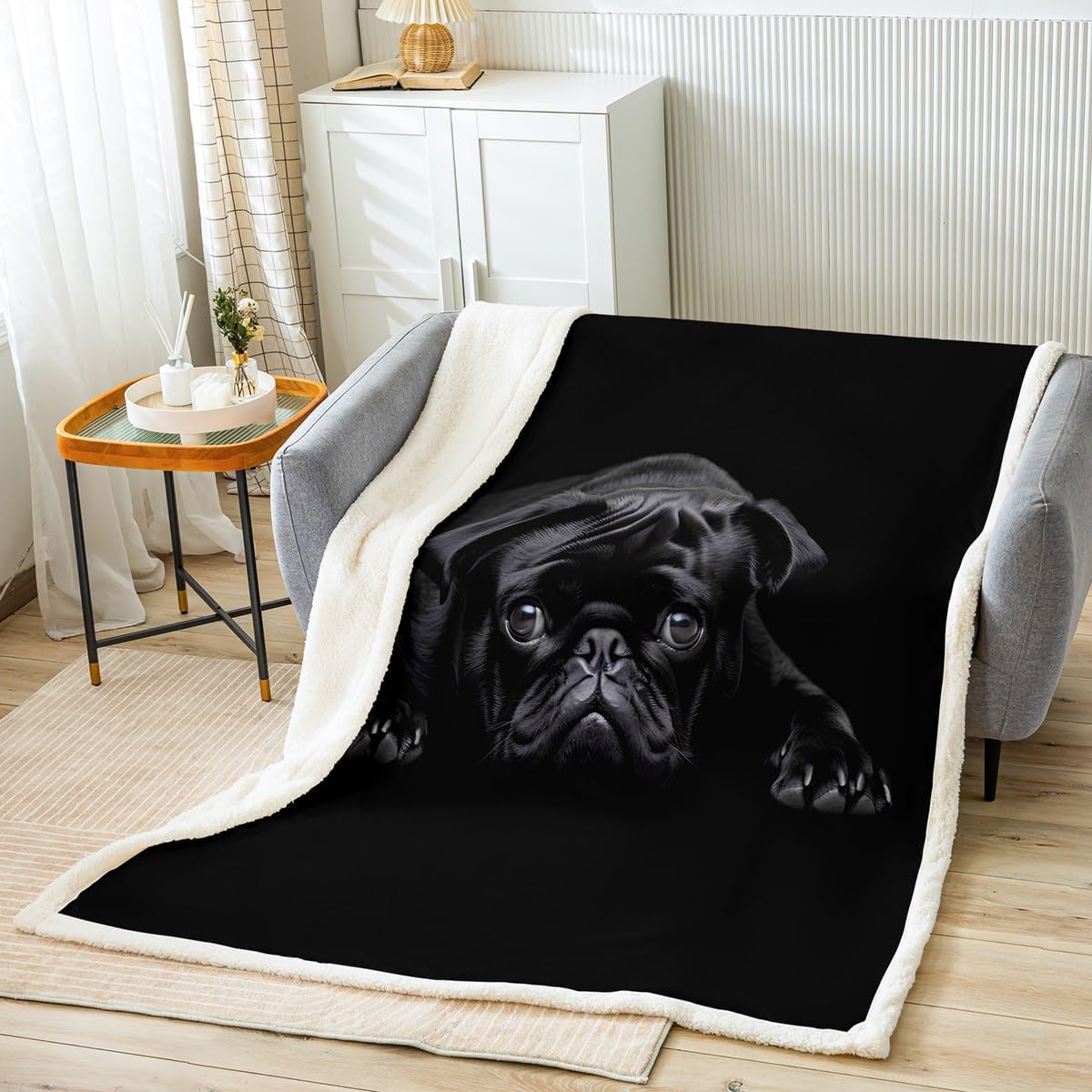 Pug Dog Printed Sherpa Fleece Throw Blanket - 3D Animal Theme Plush for Sofa, Bed, Couch - Room Decor With Lovely Pet Pattern - Fuzzy Black Twin 60"x80"