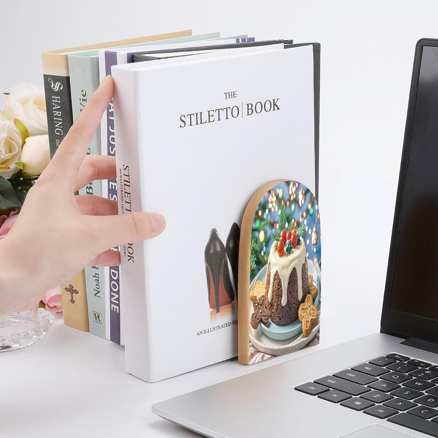 Christmas Pudding Bookends 1 Pair Heavy Duty Book Ends for Shelves Non-Skid Bookend Supports Wooden Book Holders with Metal Base Desk Organizers Books Storage to Hold Books