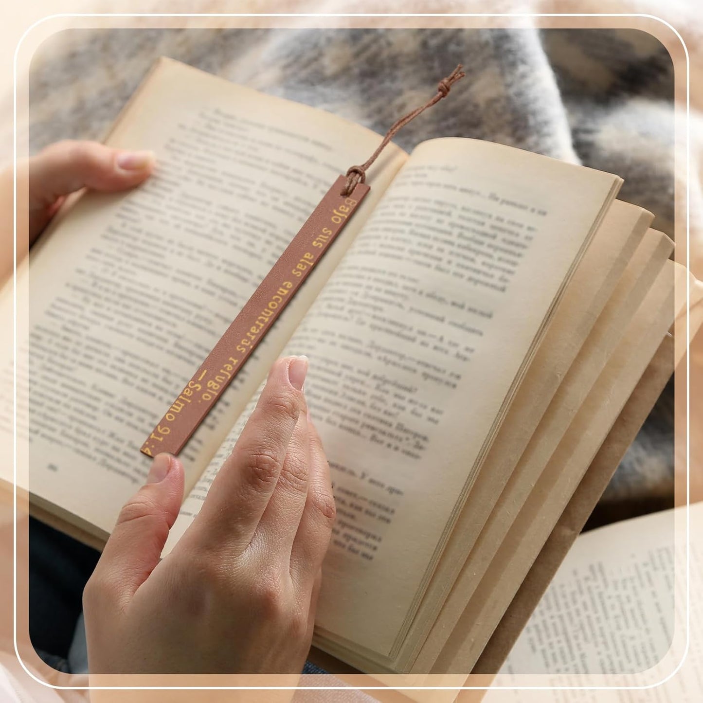 Skyygemm 10 Pcs Spanish Christian Bible Bookmarks for Women Leather Bookmarks Spanish Bible Gifts for Women Book Lovers Readers Church Book Club(Black Brown)