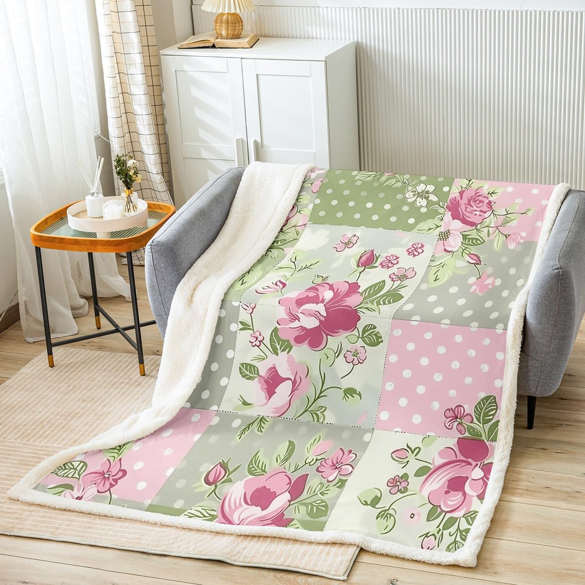 Feelyou Retro Flowers Fleece Throw Blanket Pink Flowers Sherpa Blanket for Kids Boys Girls Floral Plaid Patchwork Plush Blanket Cute Flower Fuzzy Blanket for Sofa Bed Couch,Throw 50x60 Inches